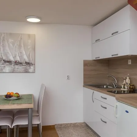 & Cina- Gallery One Bedroom With Balcony And Sea V... Cavtat
